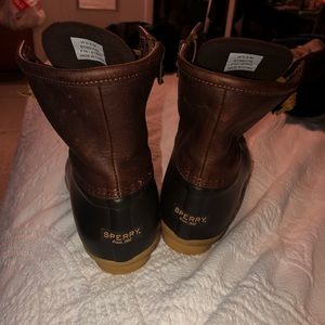 Sperry boots size 8 never worn